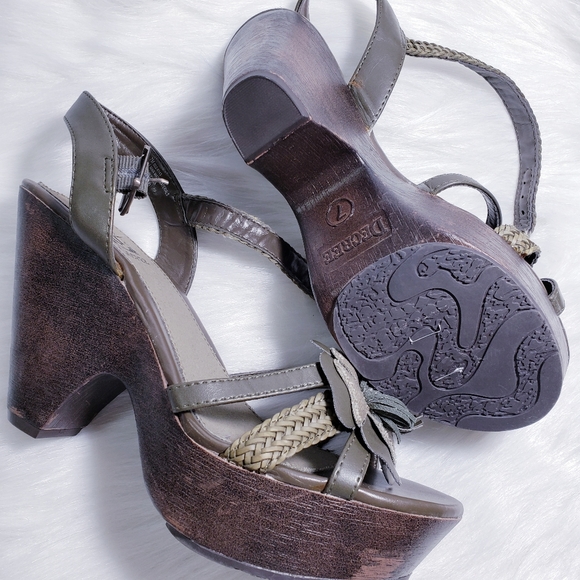 Size 7M Decree pewter grey wedged heels - Picture 3 of 6